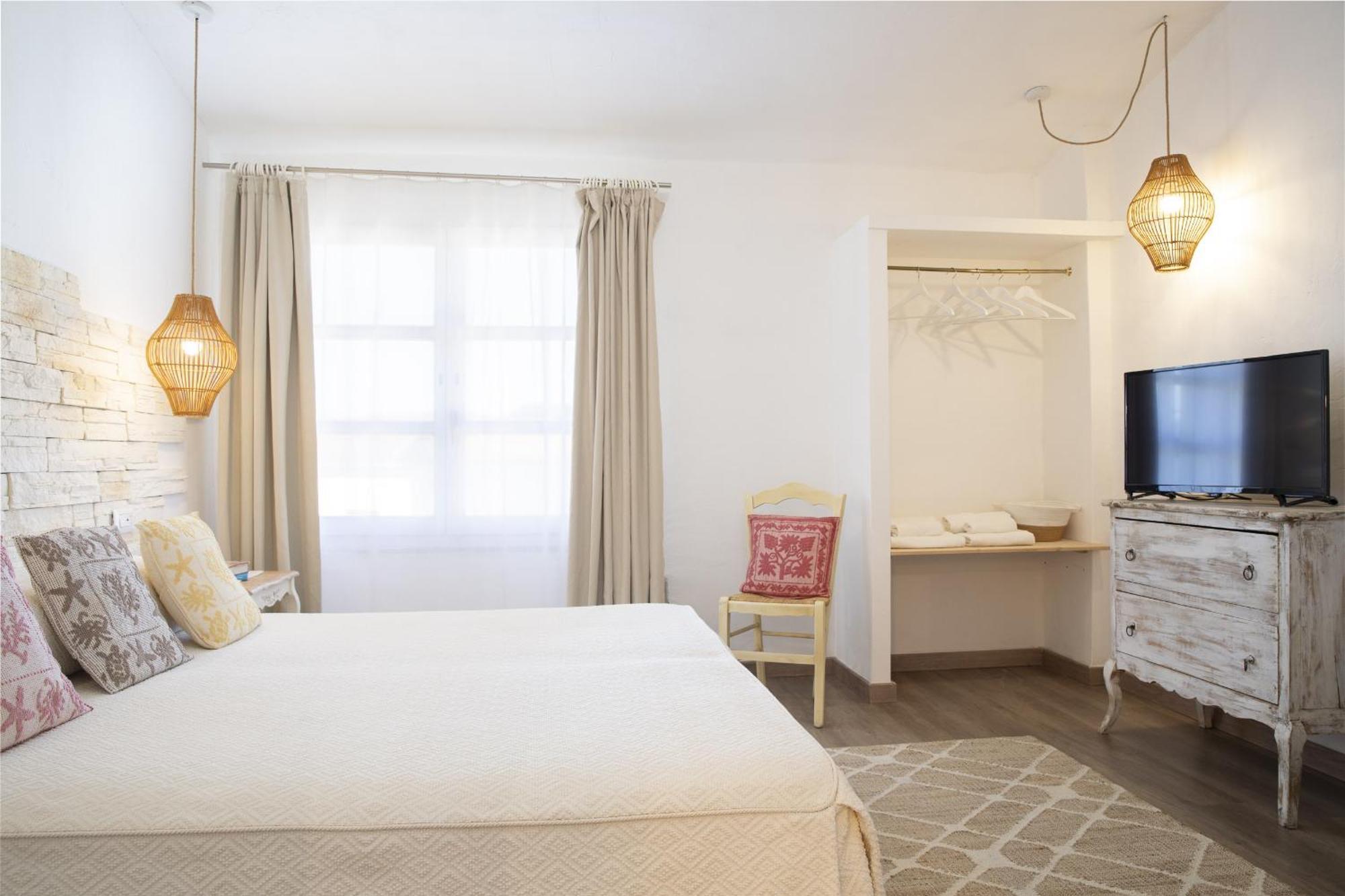 Hotel Ristorante S'Astore Benetutti Екстериор снимка