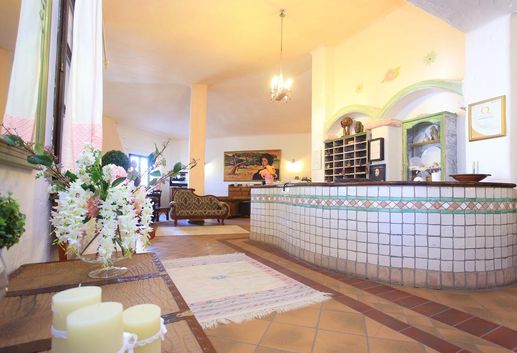 Hotel Ristorante S'Astore Benetutti Екстериор снимка